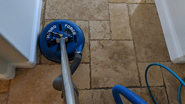 tile and grout cleaning machine